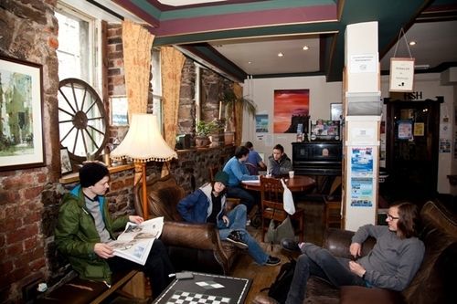 High Street - Adults Only Hostel *